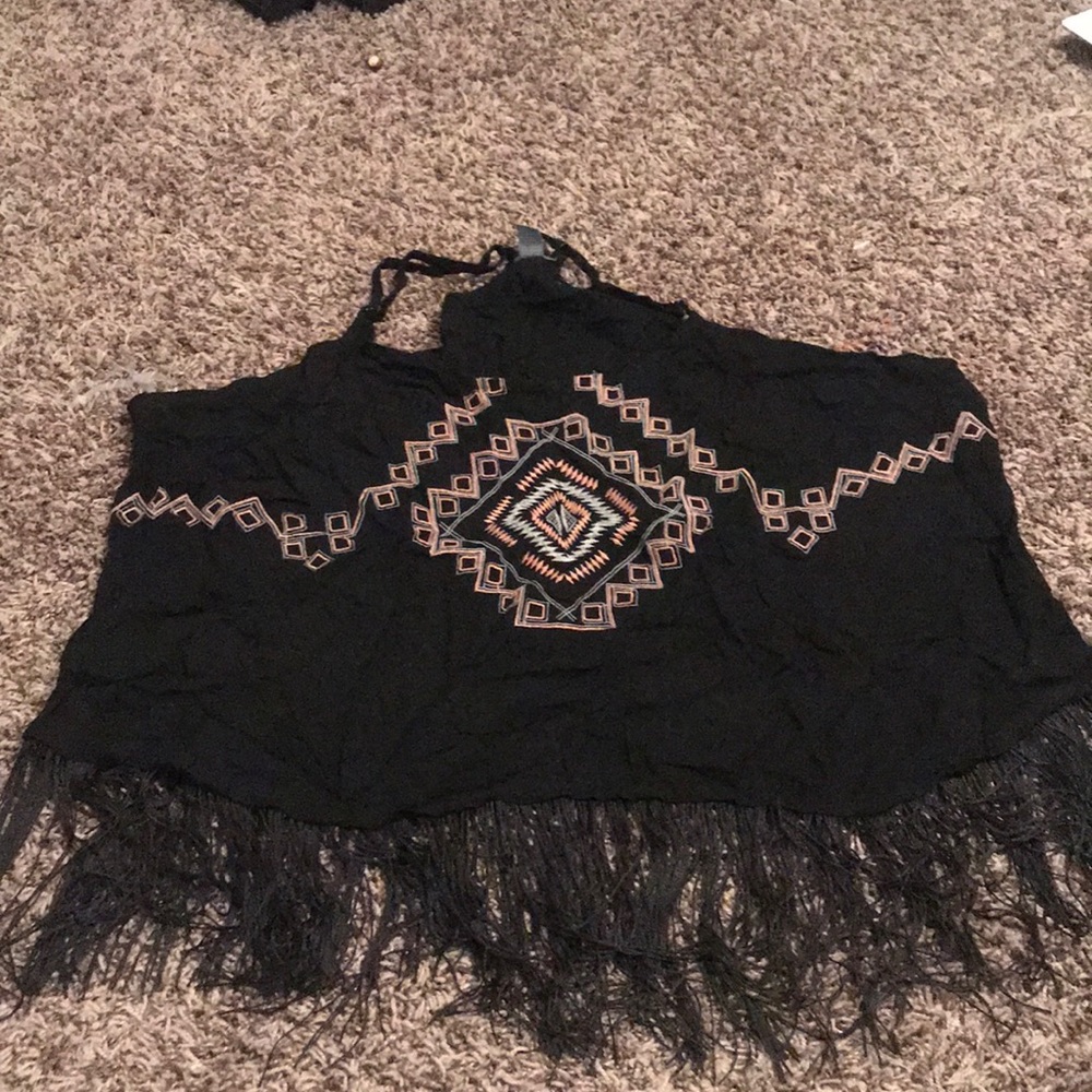 Razor back fringe tank